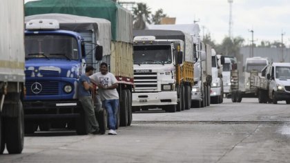 Faltante de gasoil: paro de transportistas y especulación empresaria