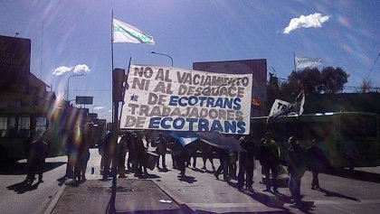 Trabajadores de EcoTrans levantan el corte por audiencia en Ministerio de Transporte