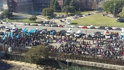 Escasa militancia kirchnerista en Comodoro Py para apoyar a Cristina