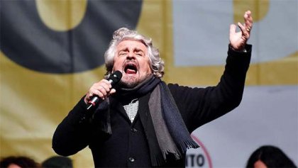 Beppe Grillo pide elecciones rápidas tras la renuncia de Renzi