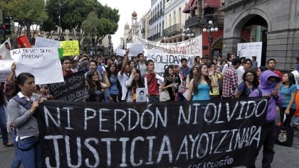 Acción global por Ayotzinapa a 33 meses de la desaparición de los normalistas