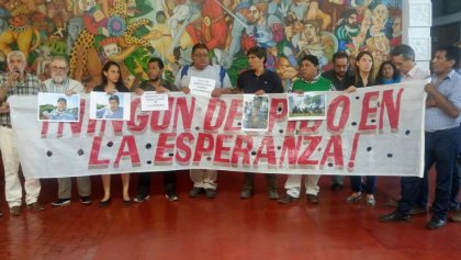 Conferencia de prensa en apoyo a los obreros y familias de La Esperanza