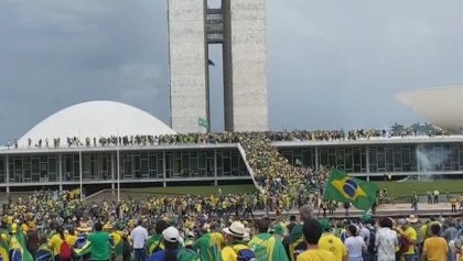 Bolsonaristas invaden el Congreso brasileño: ¿cómo enfrentar a la extrema derecha?