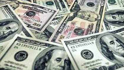 El dólar blue sube por cuarto día consecutivo y toca el récord de $ 360