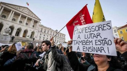 150 mil maestr@s portugueses inundan las calles de Lisboa en defensa de la educación pública