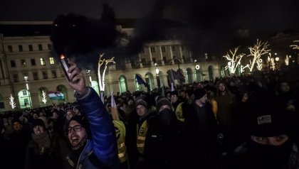 Tercera jornada de protestas en Budapest contra la "ley esclavista"