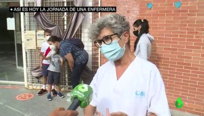 Flora, enfermera de Vallecas: "¿Quién trabaja?, la clase obrera; ¿quién se traslada?, la clase obrera; ¿quién vive en 45 metros?, la clase obrera”