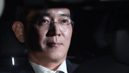 El heredero de Samsung detenido y acusado por corrupción