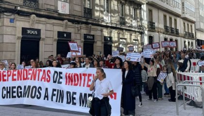 "¡Las dependientas de Inditex no llegamos a fin de mes!" y continúan en lucha en A Coruña