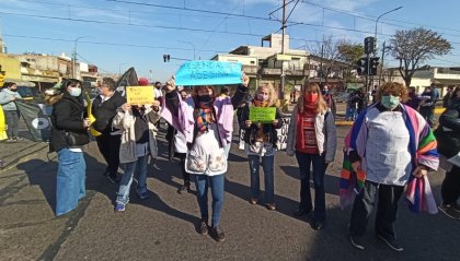 Frazadazo en Soldati ante la falta de calefacción y plan de obras en las escuelas