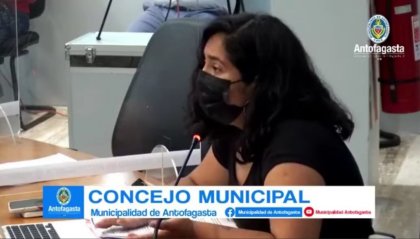 Consejo municipal de Antofagasta vota subcontratar a barredores, mientras hay $3 mil millones no gastados