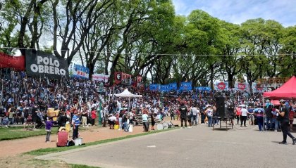 Plenario piquetero discute cómo enfrentar "la motosierra del ajuste"