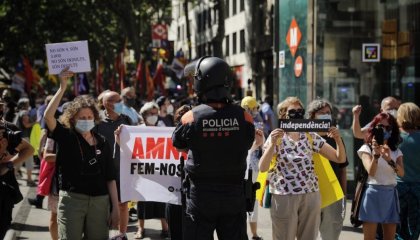 Protestas en Barcelona contra la visita de Pedro Sánchez que anuncia indultos a presos políticos