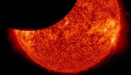 El primer eclipse solar parcial del año se podrá ver este sábado 30 de abril 