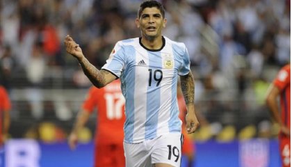 Bauza se decidió por Banega para el equipo que recibe esta noche a Paraguay