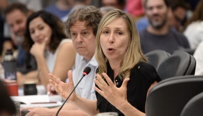 Bregman: “Los empresarios del transporte son parte de la verdadera casta que siempre gana y se niegan a pagar los salarios”