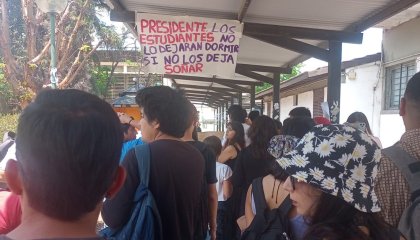 Universidad Nacional de Salta: las aulas a las calles