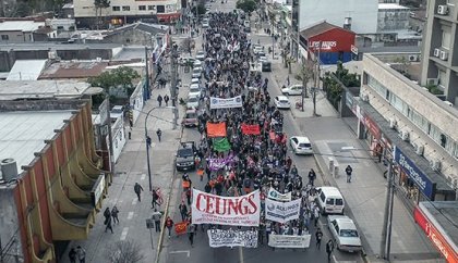 Desde una universidad llaman a golpear los planes del gobierno