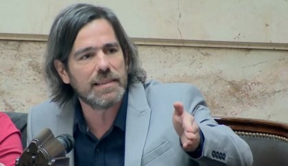 Del Caño a Francos: “¿Cuántos días puede vivir usted con la mínima que cobran los jubilados?”