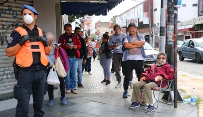 Jubilados y cuarentena: un frío desprecio por la Argentina profunda