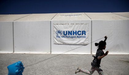 Denuncian a la ONU por forzar el regreso de refugiados afganos desde Pakistán