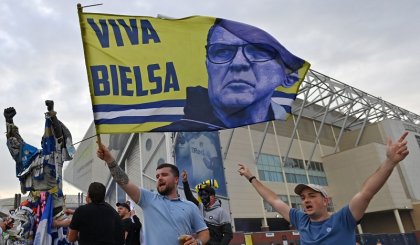 De la mano de Bielsa, Leeds United vuelve a la Premier League tras 16 años de ausencia