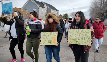 Chubut: trabajadores de FyRSA se movilizaron en defensa de 300 puestos de trabajo 