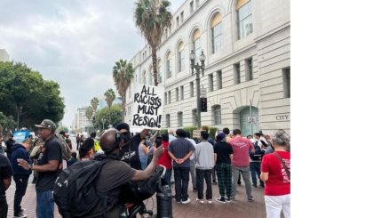 Racismo en representantes latinos en Los Ángeles desata fuerte indignación