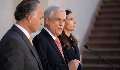 La oposición acepta un "diálogo" que le da un respiro a Piñera