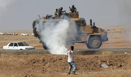 Reprimen protestas en Turquía contra la pasividad del Gobierno ante la caída de Kobani