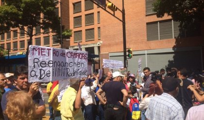 Trabajadores del Metro de Caracas siguen exigiendo el reenganche de Deillily Rodríguez y de todos los despedidos