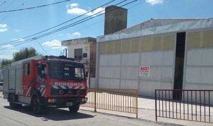 Incendio en el Ipem 190 Carande Carro de Villa Carlos Paz