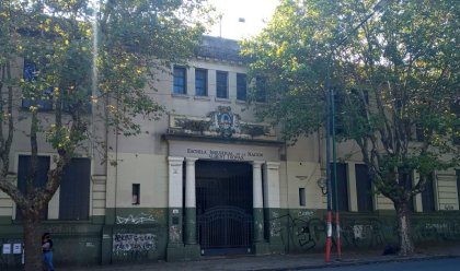 La Plata: cuatro casos confirmados de covid 19 en la escuela Albert Thomas