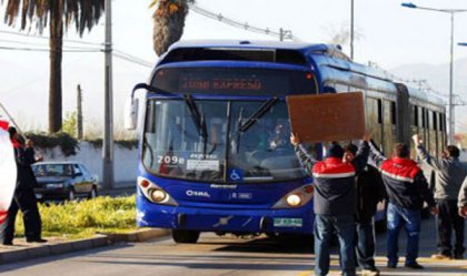 Despidos en el Transantiago: Subus comienza a pasar la aplanadora de los despidos