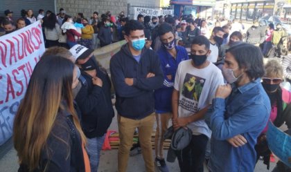 Del Caño marchó junto a familias de La Matanza que reclaman tierra y vivienda