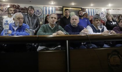 Palazzo y Yasky proponen reducir la jornada laboral: ¿demagogia de campaña o pelea en serio? 