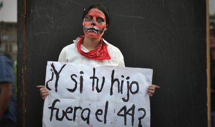 Más artistas se suman a la lucha por la aparición con vida de los 43 normalistas