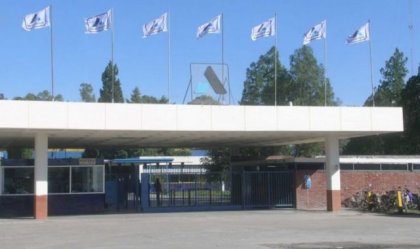 Alpargatas anunció 1100 suspensiones en su planta de Tucumán.