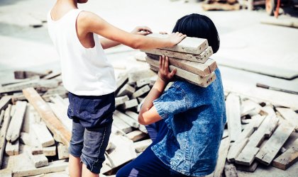 Trabajo infantil: una realidad que aumenta ante el alza del desempleo y el hambre