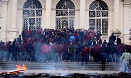 La protesta de choferes llegó a la gobernación en La Plata