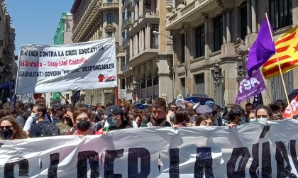 Huelga estudiantil en Catalunya contra la crisis educativa