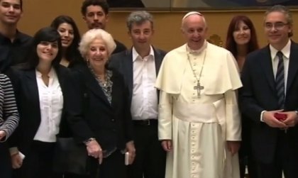 El día que Carlotto se arrodilló en el Vaticano