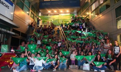 La Universidad de Tres de Febrero se suma al pañuelazo por #AbortoLegal