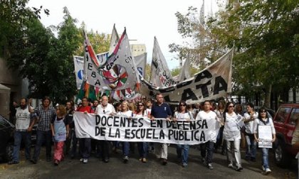 En defensa de la escuela pública, junto a la comunidad, padres y alumnos