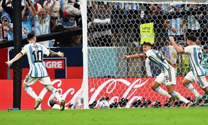 En un partido dramático, Argentina lo ganó en los penales y pasó a semifinales 