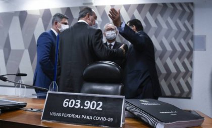 Comisión del Senado acusa al presidente Bolsonaro de crímenes contra la humanidad