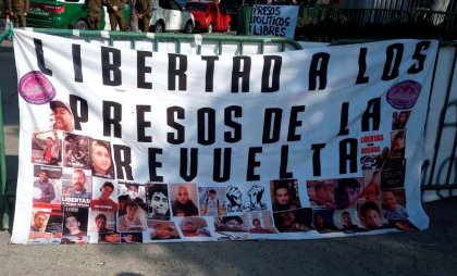 Movilización fuera del Congreso por la libertad de lxs presxs políticxs: "Que no se sigan subordinando al pacto por la Paz"