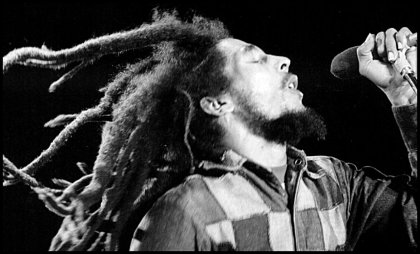 Sale a luz material inédito del archivo privado de Bob Marley