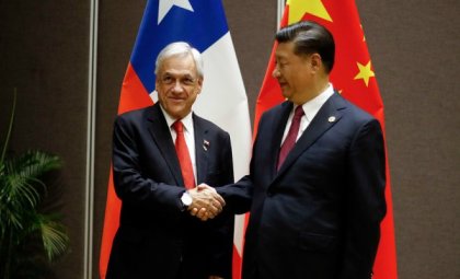 Piñera y empresarios de gira por China en medio de la "Guerra Económica"