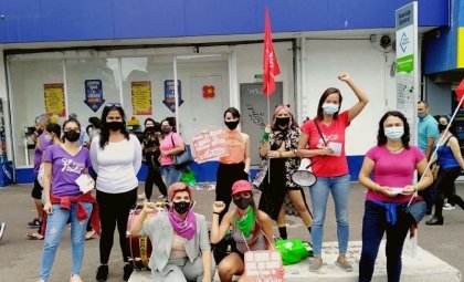 Agrupaciones de izquierda de mujeres volantean convocatoria unitaria del 8M